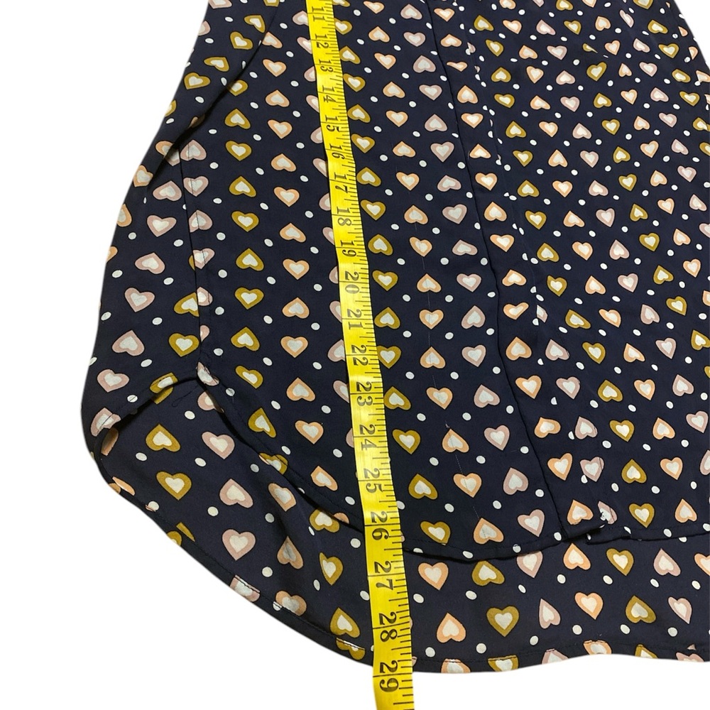 J. Crew Silk Navy Blue Heart Print Sleeveless Top Size 2 Button Down Blouse - Picture 10 of 13